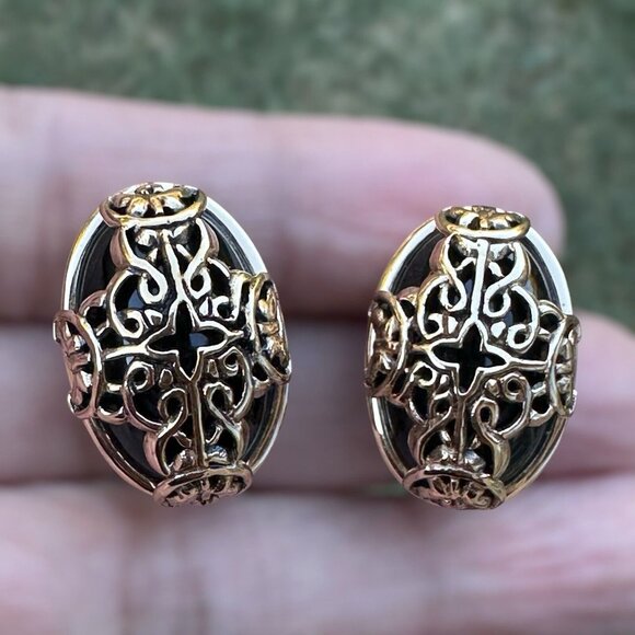 BARSE Clip-On Earrings Celtic Cross Glass Gold Silver Tone Oval Shape Rare 1" - Picture 7 of 8